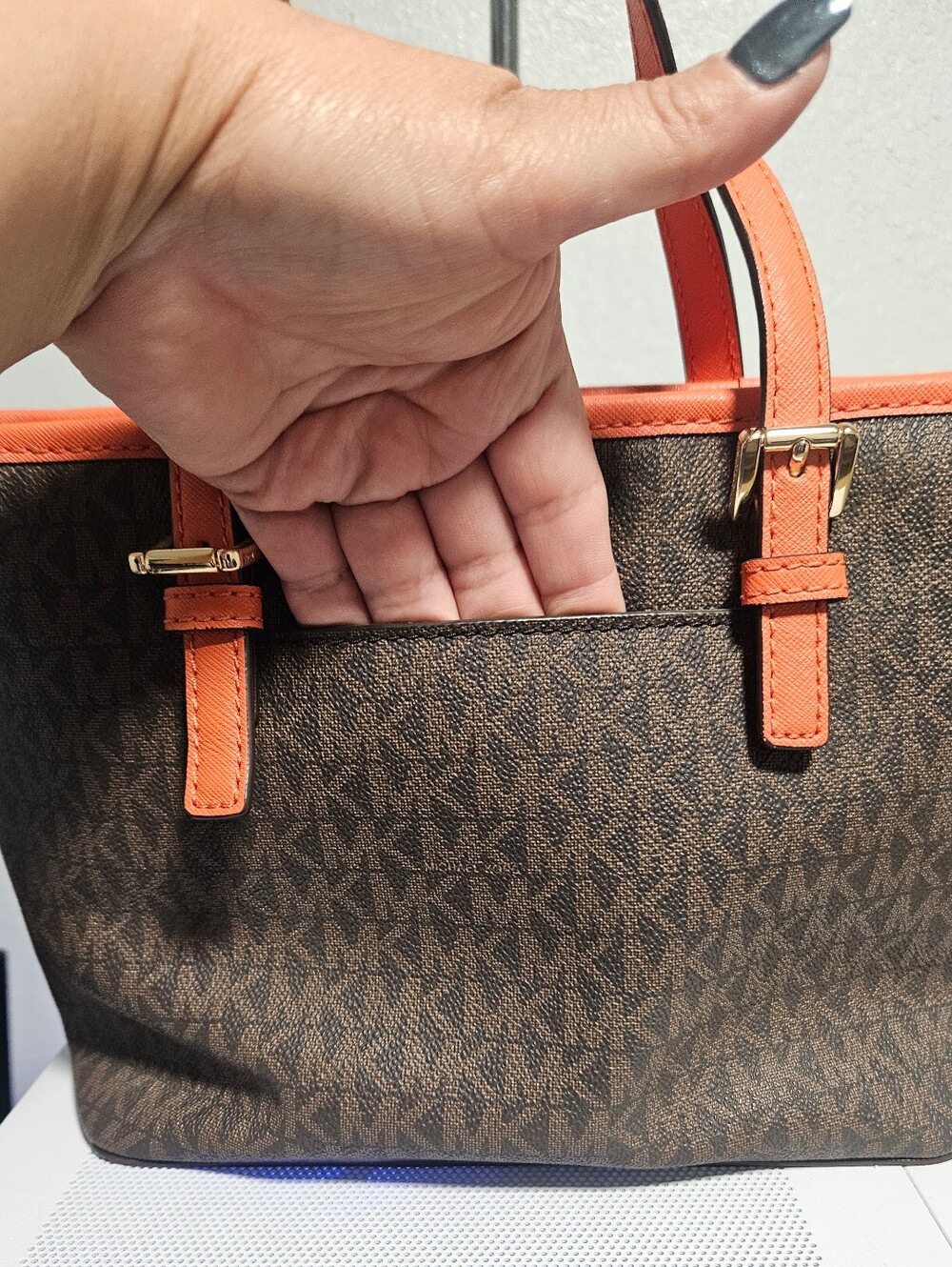 Michael Kors Jet Set Travel Extra-Small tote Bag - Picture 4 of 12